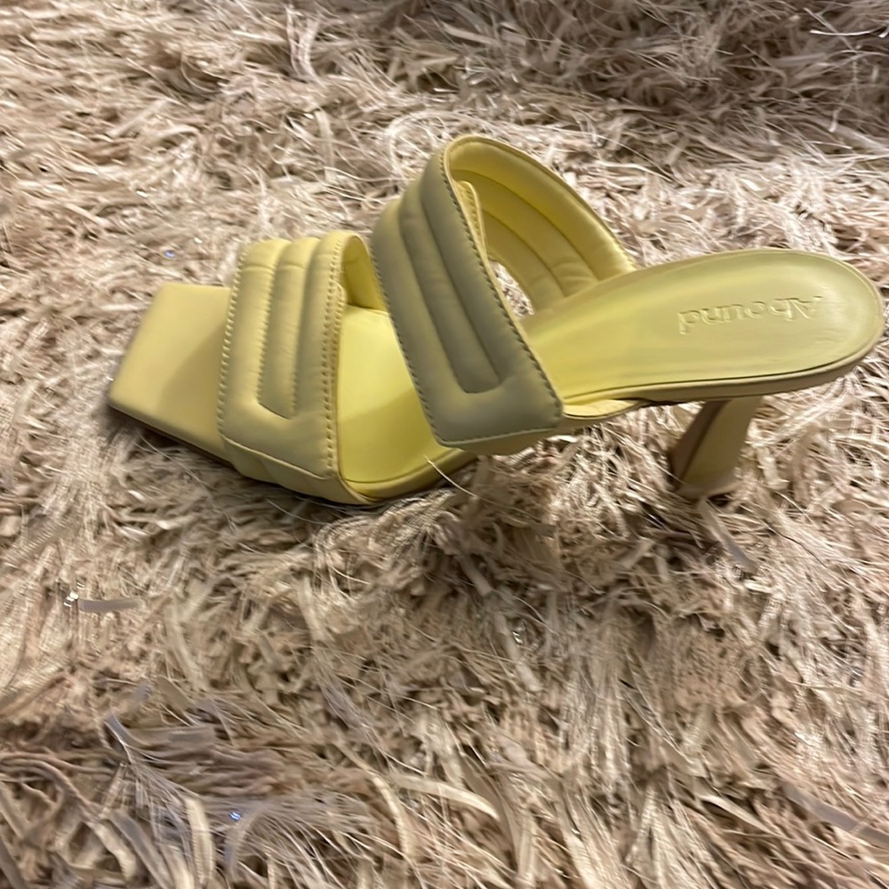 Abound Yellow Slides with Velcro Straps